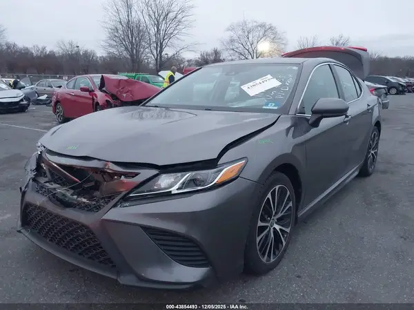 4T1G11AK4LU384455 2020 TOYOTA CAMRY - Image 2