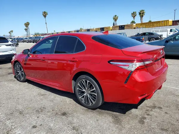 4T1G11AK4LU387467 2020 TOYOTA CAMRY - Image 2