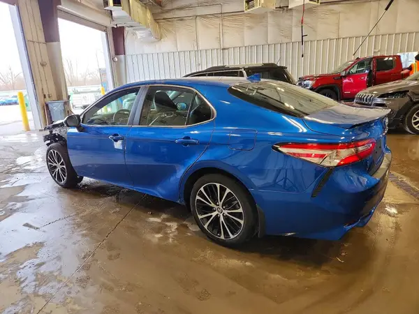 4T1G11AK4LU389574 2020 TOYOTA CAMRY - Image 2
