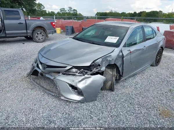 4T1G11AK4LU500866 2020 TOYOTA CAMRY - Image 2
