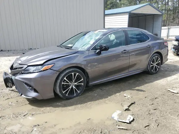 4T1G11AK4LU504741 2020 TOYOTA CAMRY - Image 1