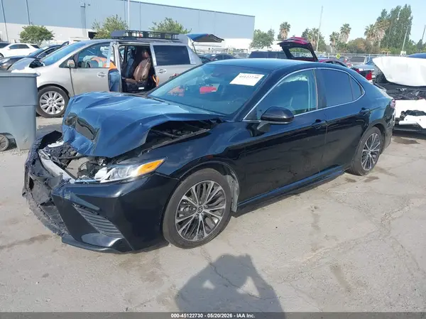 4T1G11AK4LU505792 2020 TOYOTA CAMRY - Image 2