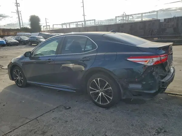 4T1G11AK4LU507607 2020 TOYOTA CAMRY - Image 2
