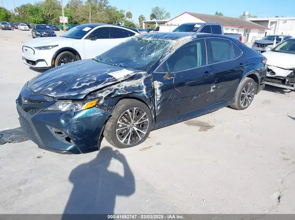 4T1G11AK4LU510149 2020 TOYOTA CAMRY - Image 2