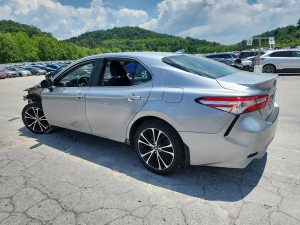 4T1G11AK4LU860042 2020 TOYOTA CAMRY - Image 2