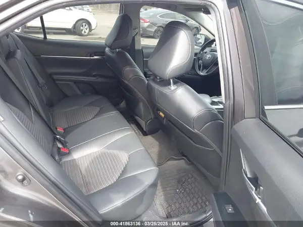 4T1G11AK4LU863586 2020 TOYOTA CAMRY - Image 8