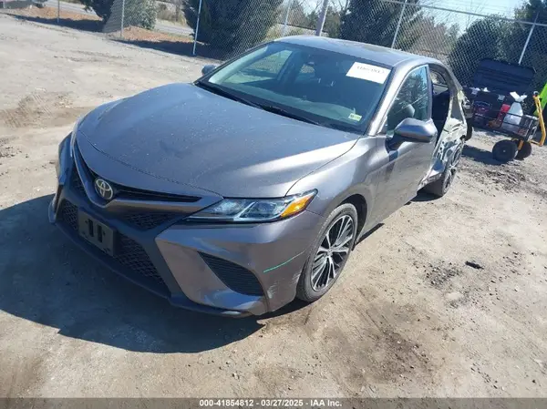 4T1G11AK4LU871803 2020 TOYOTA CAMRY - Image 2
