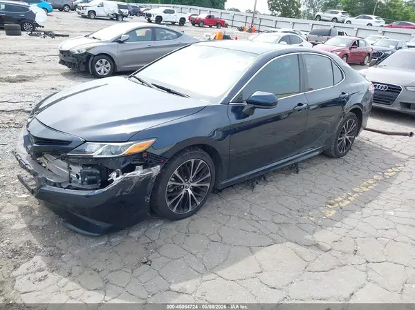 4T1G11AK4LU881313 2020 TOYOTA CAMRY - Image 2