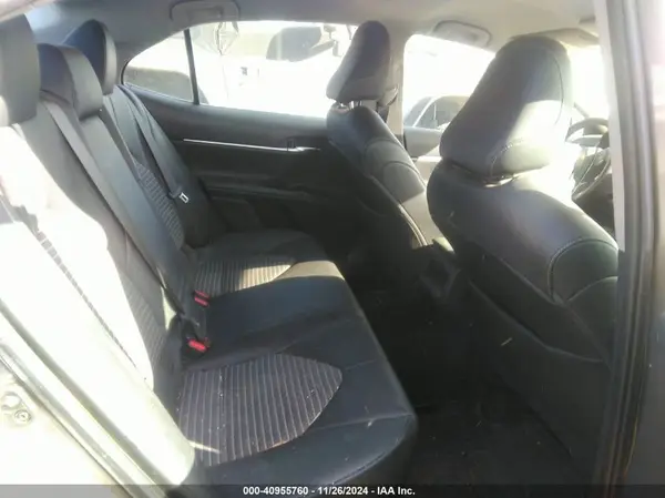 4T1G11AK4LU883689 2020 TOYOTA CAMRY - Image 8