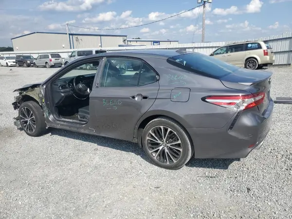 4T1G11AK4LU884955 2020 TOYOTA CAMRY - Image 2