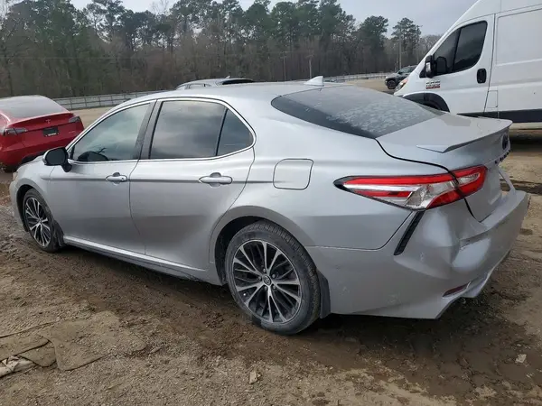 4T1G11AK4LU887158 2020 TOYOTA CAMRY - Image 2