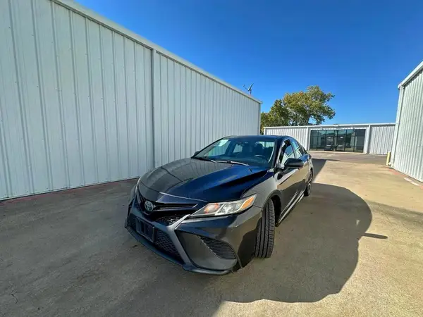 4T1G11AK4LU895440 2020 TOYOTA CAMRY - Image 2