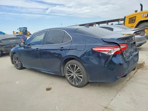 4T1G11AK4LU899505 2020 TOYOTA CAMRY - Image 2