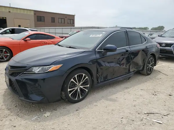 4T1G11AK4LU900281 2020 TOYOTA CAMRY - Image 1