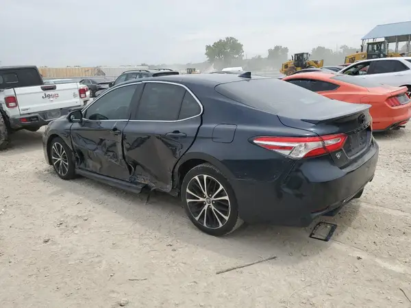 4T1G11AK4LU900281 2020 TOYOTA CAMRY - Image 2