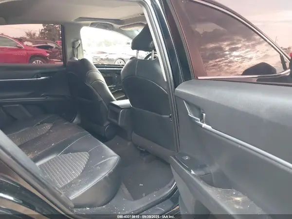 4T1G11AK4LU900765 2020 TOYOTA CAMRY - Image 8