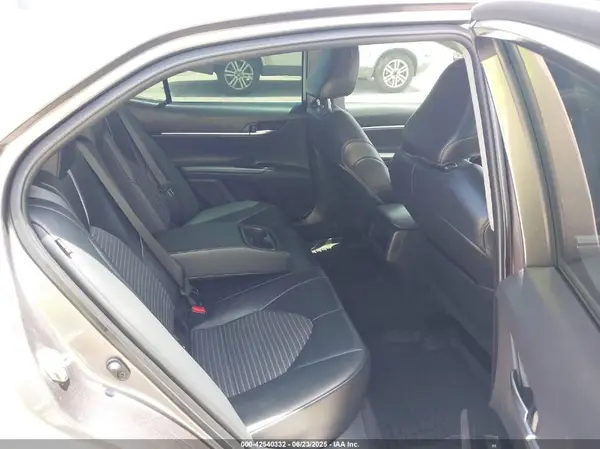 4T1G11AK4LU909949 2020 TOYOTA CAMRY - Image 8