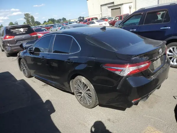 4T1G11AK4LU912074 2020 TOYOTA CAMRY - Image 2