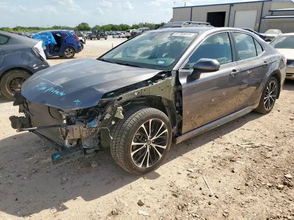 4T1G11AK4LU914469 2020 TOYOTA CAMRY - Image 1