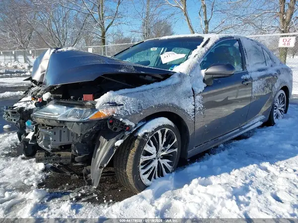 4T1G11AK4LU915489 2020 TOYOTA CAMRY - Image 2