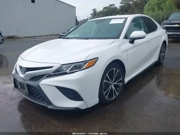 4T1G11AK4LU922099 2020 TOYOTA CAMRY - Image 2