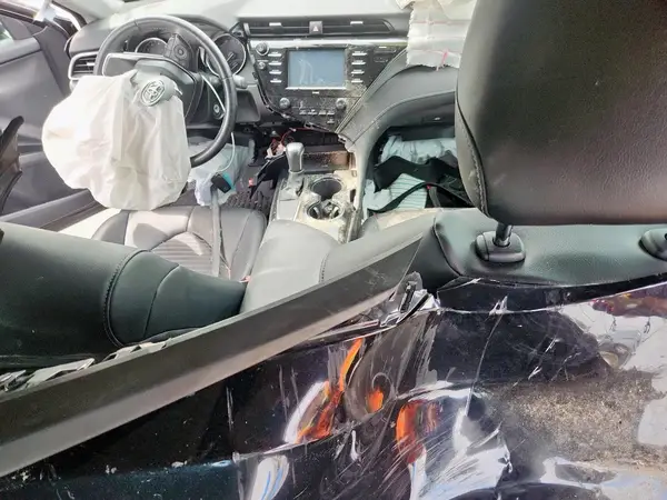 4T1G11AK4LU922944 2020 TOYOTA CAMRY - Image 8