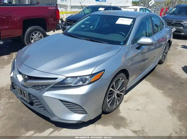 4T1G11AK4LU923124 2020 TOYOTA CAMRY - Image 2
