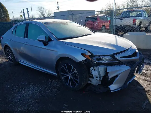 4T1G11AK4LU929988 2020 TOYOTA CAMRY - Image 1