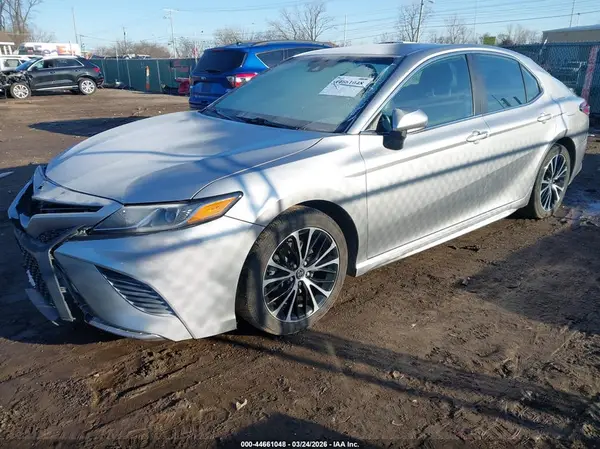 4T1G11AK4LU929988 2020 TOYOTA CAMRY - Image 2