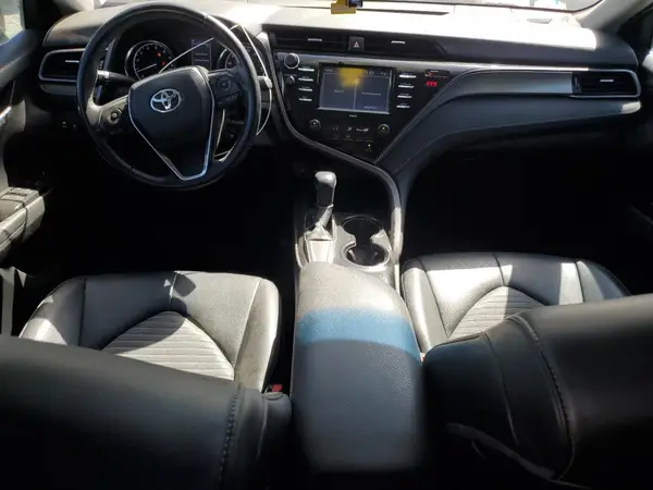 4T1G11AK4LU942126 2020 TOYOTA CAMRY - Image 8