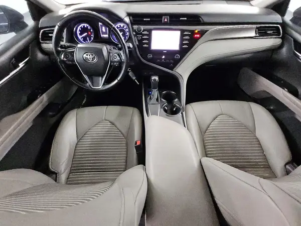 4T1G11AK4LU942319 2020 TOYOTA CAMRY - Image 8