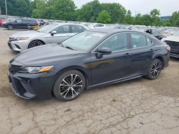4T1G11AK4LU944328 2020 TOYOTA CAMRY - Image 1