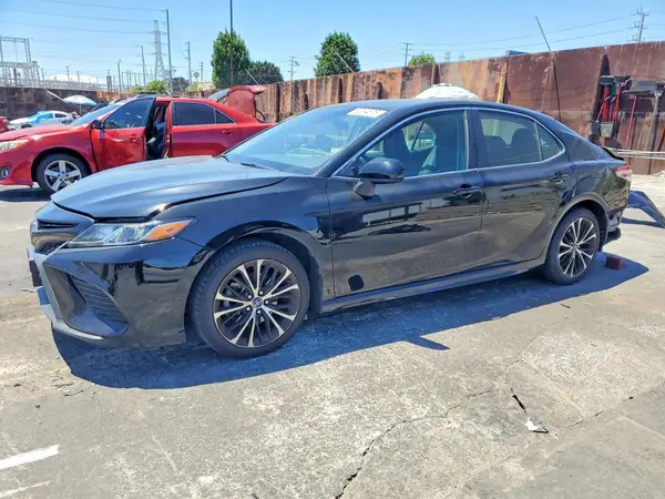 4T1G11AK4LU944815 2020 TOYOTA CAMRY - Image 1