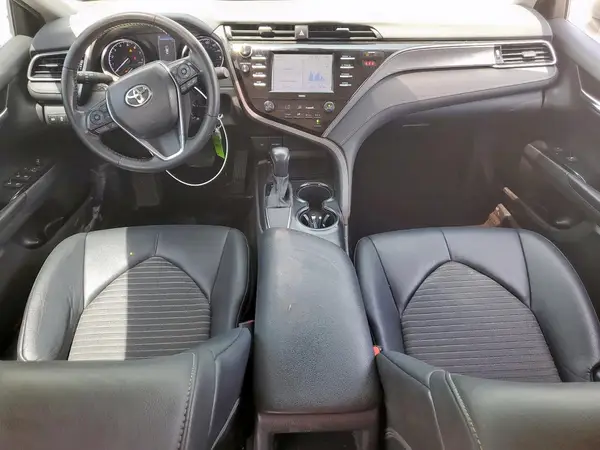 4T1G11AK4LU949786 2020 TOYOTA CAMRY - Image 8