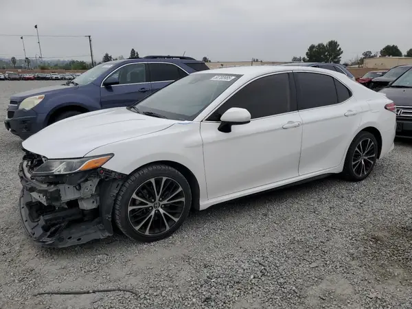4T1G11AK4LU955622 2020 TOYOTA CAMRY - Image 1