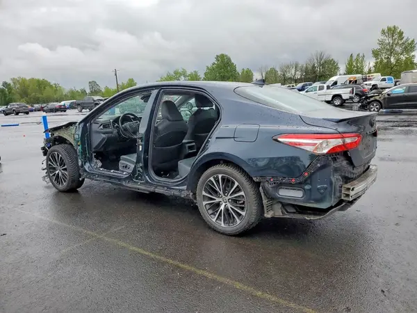 4T1G11AK4LU960755 2020 TOYOTA CAMRY - Image 2