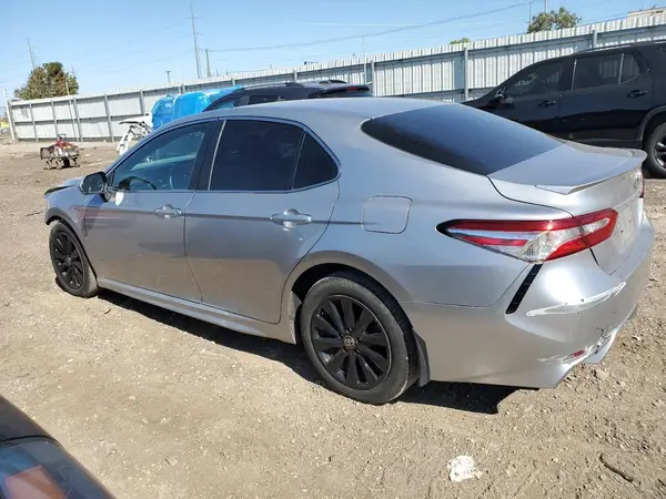 4T1G11AK4LU961453 2020 TOYOTA CAMRY - Image 2