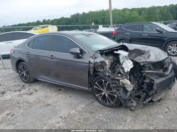 4T1G11AK4LU963350 2020 TOYOTA CAMRY - Image 1