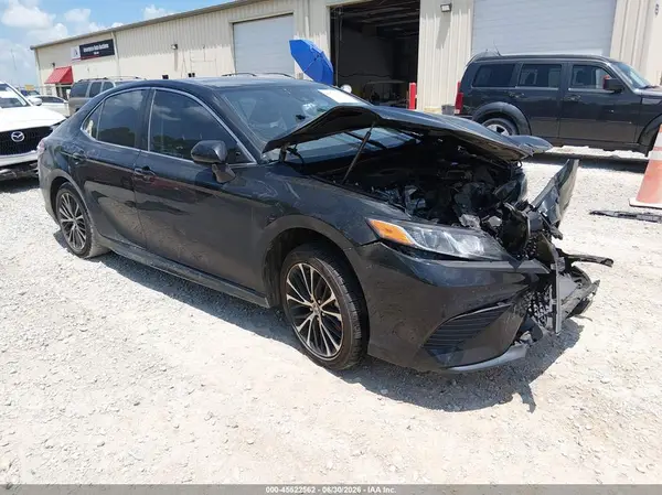 4T1G11AK4LU964353 2020 TOYOTA CAMRY - Image 1