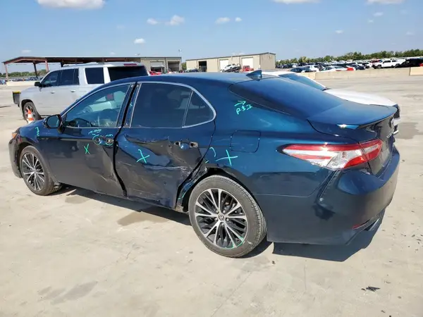 4T1G11AK4LU964997 2020 TOYOTA CAMRY - Image 2
