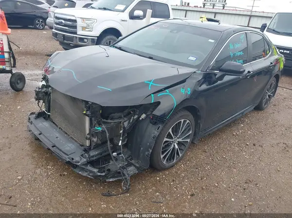 4T1G11AK4LU966202 2020 TOYOTA CAMRY - Image 2