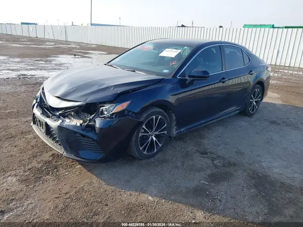 4T1G11AK4LU968869 2020 TOYOTA CAMRY - Image 2
