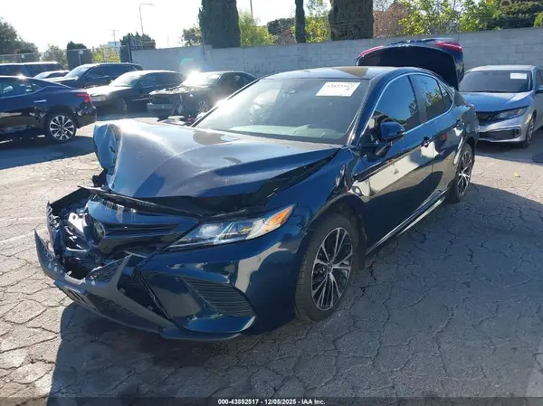 4T1G11AK4LU982657 2020 TOYOTA CAMRY - Image 2