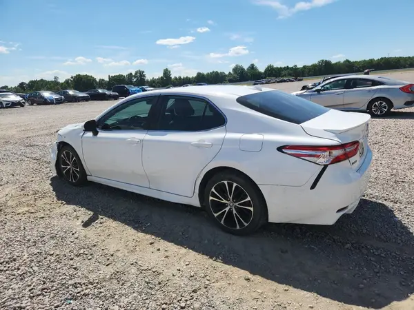 4T1G11AK4LU983839 2020 TOYOTA CAMRY - Image 2