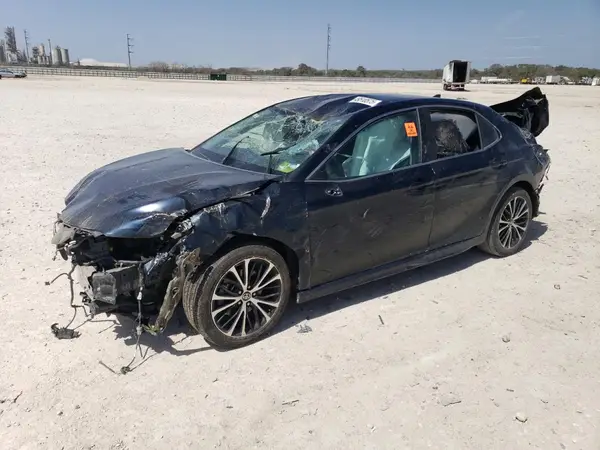 4T1G11AK4LU987972 2020 TOYOTA CAMRY - Image 1