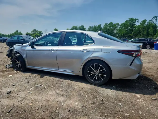 4T1G11AK4MU402549 2021 TOYOTA CAMRY - Image 2