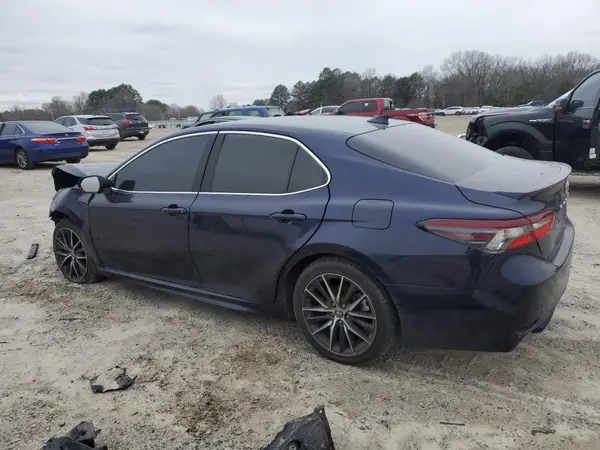 4T1G11AK4MU402731 2021 TOYOTA CAMRY - Image 2