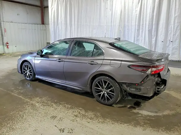 4T1G11AK4MU403670 2021 TOYOTA CAMRY - Image 2