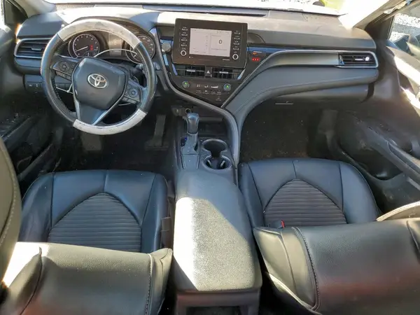4T1G11AK4MU408318 2021 TOYOTA CAMRY - Image 8