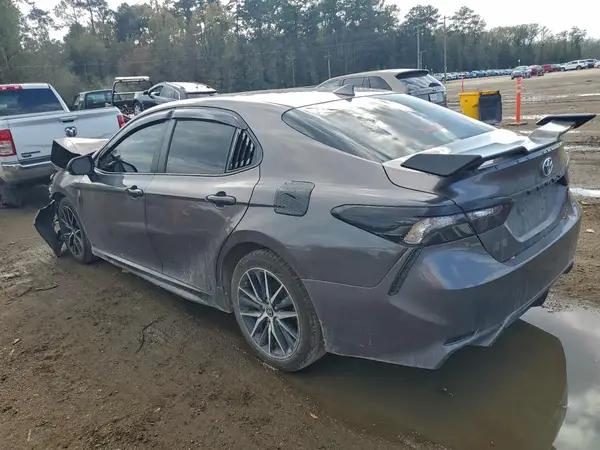4T1G11AK4MU408674 2021 TOYOTA CAMRY - Image 2